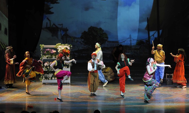 Sirine & Alaadine Musical Play in 3D
